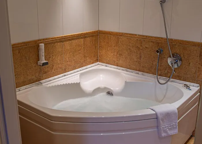 Hotell Heitzmann - & Rooftop Zell am See